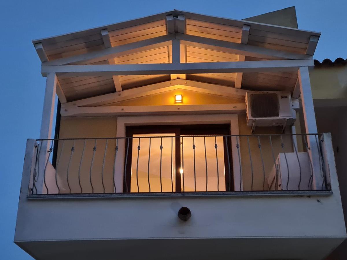 Charming Flat In Santa Teresa Gallura Exterior photo